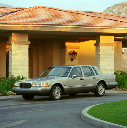 Lincoln Town Car Lincoln Town Car