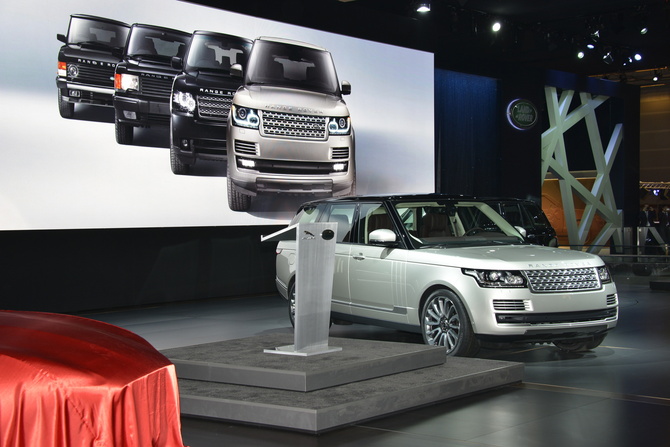 Land Rover presented the fourth generation Range Rover Land Rover presented the fourth generation Range Rover
