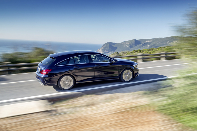 Mercedes-Benz CLA 200d Shooting Brake 4Matic Mercedes-Benz CLA 200d Shooting Brake 4Matic