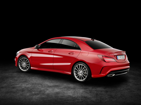 Mercedes-Benz CLA 200d 4Matic Mercedes-Benz CLA 200d 4Matic