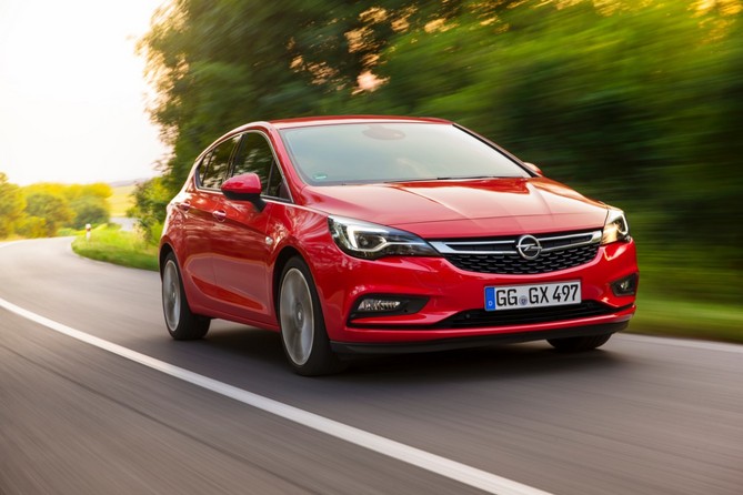 Opel Astra 1.4 Turbo Dynamic Sport Opel Astra 1.4 Turbo Dynamic Sport