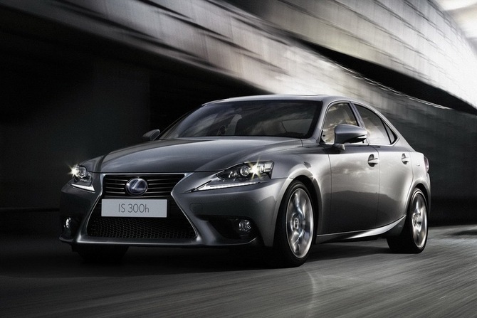 Lexus IS 300h Lexus IS 300h