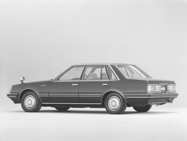 Nissan Laurel Sedan 2000SGL-E Nissan Laurel Sedan 2000SGL-E