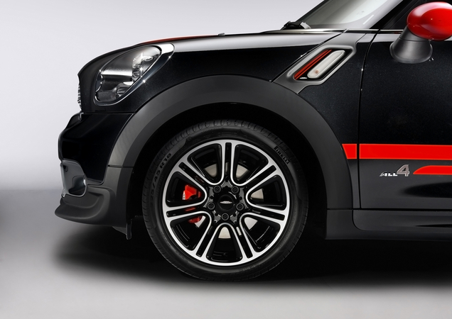 Mini John Cooper Works Countryman at Geneva with 218hp and All-Wheel Drive Mini John Cooper Works Countryman at Geneva with 218hp and All-Wheel Drive