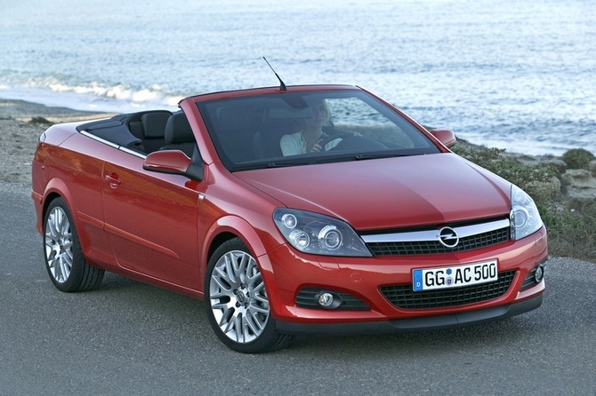 Opel Astra Twin Top 1.8 Automatic Opel Astra Twin Top 1.8 Automatic