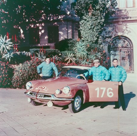 In 1959 Coltelloni Alexander Desrosier wins the Monte Carlo rally in a ID 19. In 1959 Coltelloni Alexander Desrosier wins the Monte Carlo rally in a ID 19.