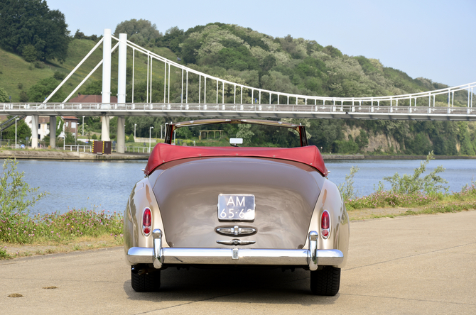 Rolls-Royce Silver Cloud II Drophead Coupé Rolls-Royce Silver Cloud II Drophead Coupé