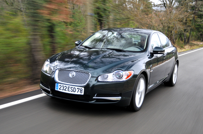 Jaguar XF 3.0L V6D 600 Jaguar XF 3.0L V6D 600