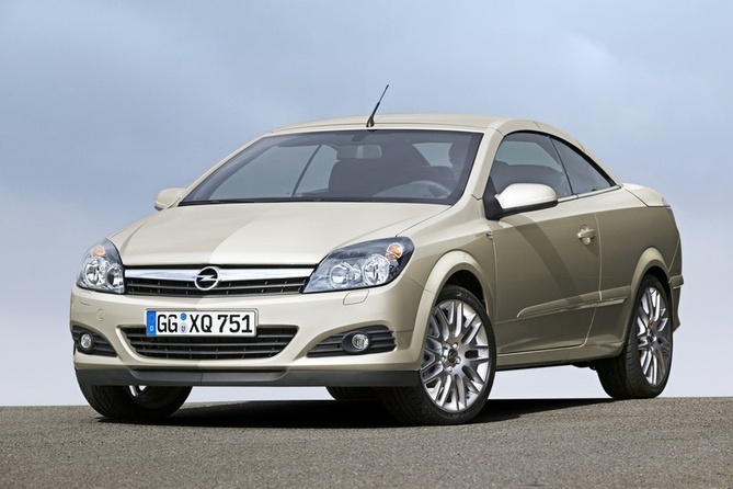 Opel Astra Twin Top 2.0 Turbo Opel Astra Twin Top 2.0 Turbo