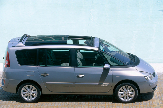 Renault Grand Espace IV 2.0 dCi 175cv Initiale Renault Grand Espace IV 2.0 dCi 175cv Initiale