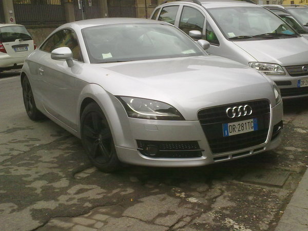 Audi TTS Roadster 2.0 TFSI quattro S tronic Audi TTS Roadster 2.0 TFSI quattro S tronic