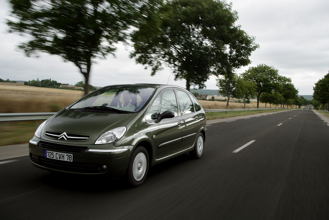 Citroën Xsara Picasso 1.6HDi 110cv FAP Airdream Exclusive Citroën Xsara Picasso 1.6HDi 110cv FAP Airdream Exclusive