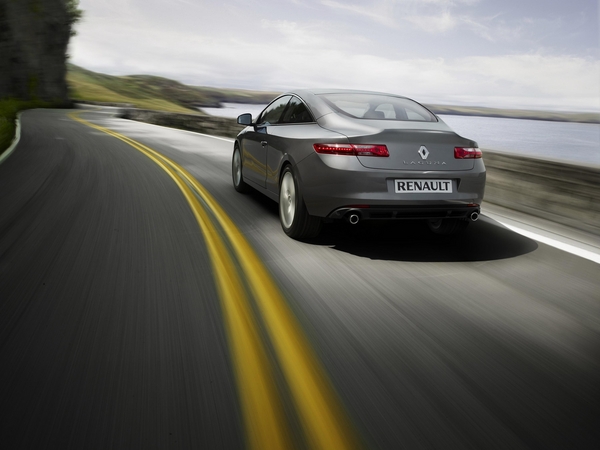 Renault Laguna III Coupé 2.0 dCi 150hp FAP Dynamique S 4Control Renault Laguna III Coupé 2.0 dCi 150hp FAP Dynamique S 4Control