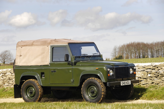 Land Rover Defender 90 Soft Top Land Rover Defender 90 Soft Top