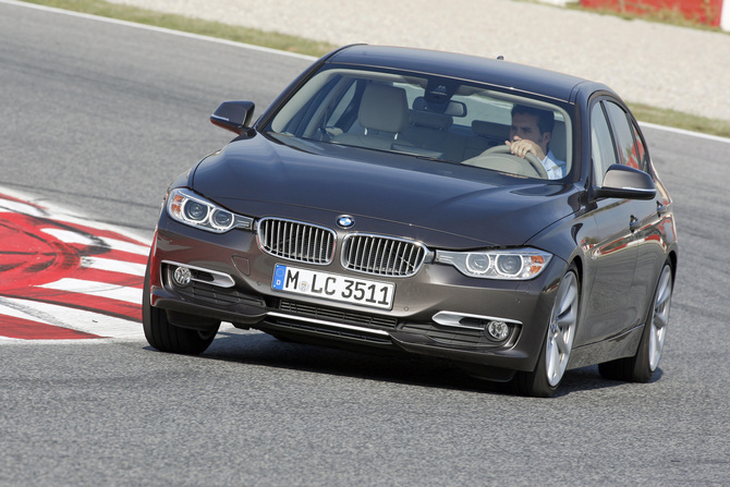 BMW 335i xDrive BMW 335i xDrive