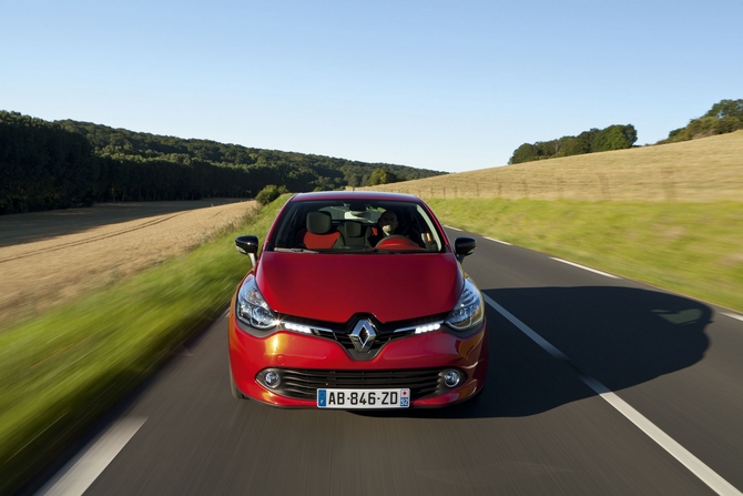 Renault Clio Energy TCe S&S ECO2 Limited Renault Clio Energy TCe S&S ECO2 Limited