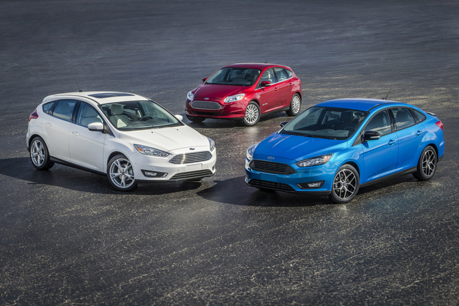 A gama Ford Focus está a ser atualizada este ano. O Focus RS também vai receber uma nova versão em 2014 A gama Ford Focus está a ser atualizada este ano. O Focus RS também vai receber uma nova versão em 2014