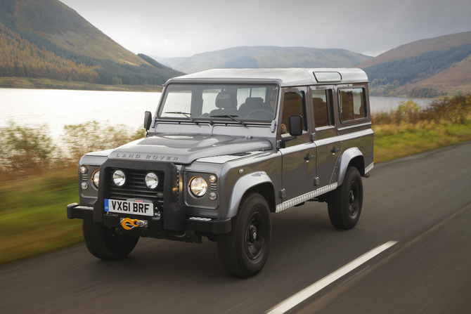 Land Rover Defender 110 SW E Land Rover Defender 110 SW E