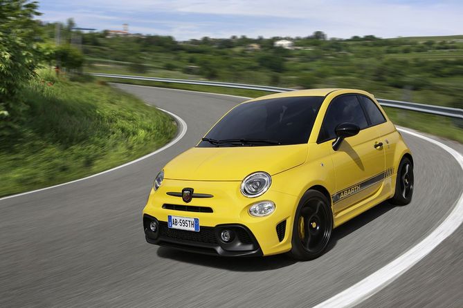 Abarth 595 1.4 16v T-jet Competizione Abarth 595 1.4 16v T-jet Competizione