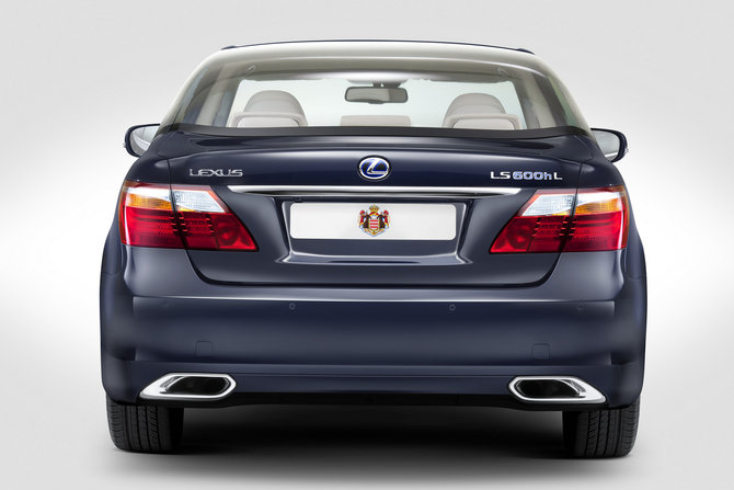 Lexus LS 600h L Laundelet Lexus LS 600h L Laundelet