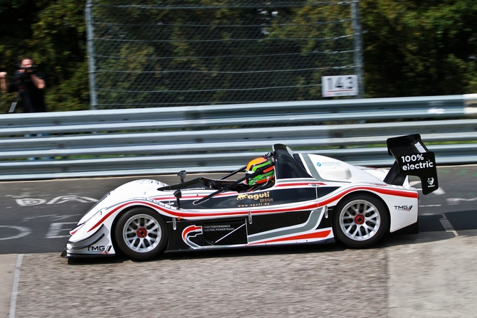 It is odd to hear so much wind and tire noise from a race car It is odd to hear so much wind and tire noise from a race car