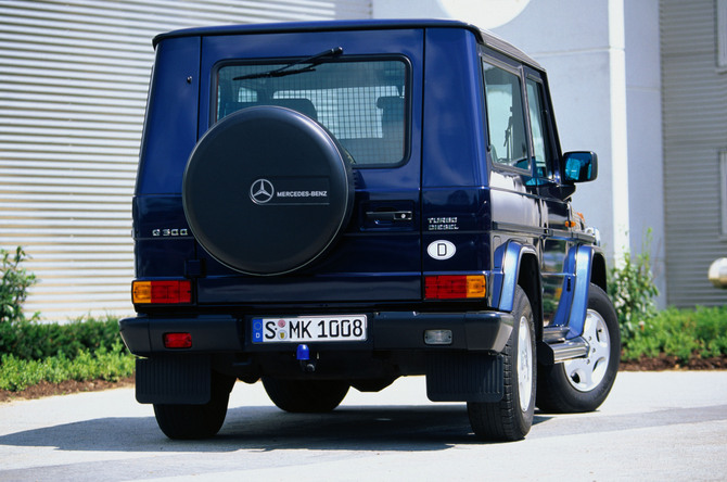 Mercedes-Benz G 300 Turbodiesel Station Wagon Mercedes-Benz G 300 Turbodiesel Station Wagon