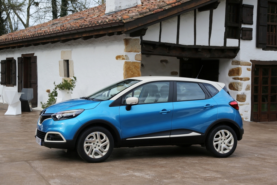 Renault Captur Energy dCi ECO2 EDC Helly Hansen