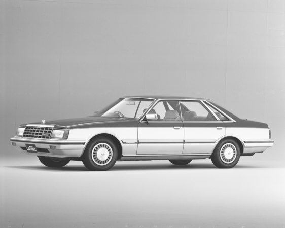 Nissan Laurel Hardtop 2000E SGL Grand Extra Nissan Laurel Hardtop 2000E SGL Grand Extra