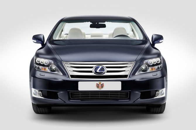 Lexus LS 600h L Laundelet Lexus LS 600h L Laundelet