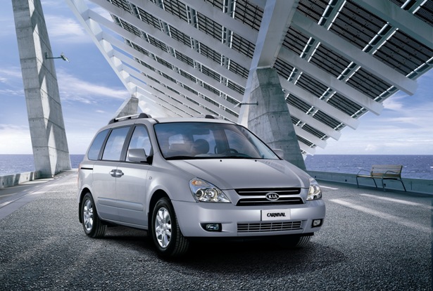 Kia Carnival 2.2 CRDi 195cv EX Kia Carnival 2.2 CRDi 195cv EX