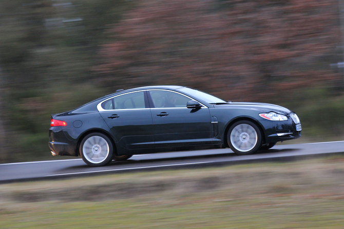 Jaguar XF 3.0D V6 S Premium Luxury Jaguar XF 3.0D V6 S Premium Luxury