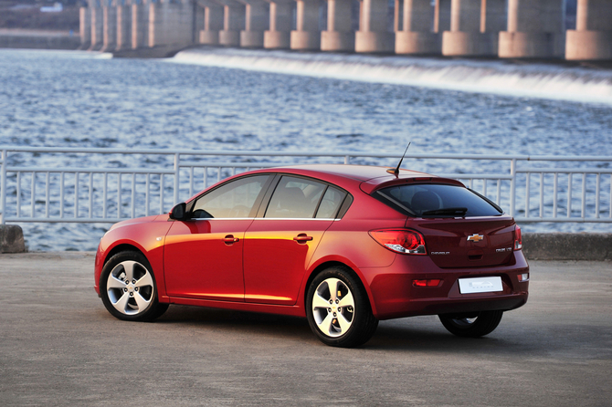 Chevrolet Cruze Hatchback Chevrolet Cruze Hatchback