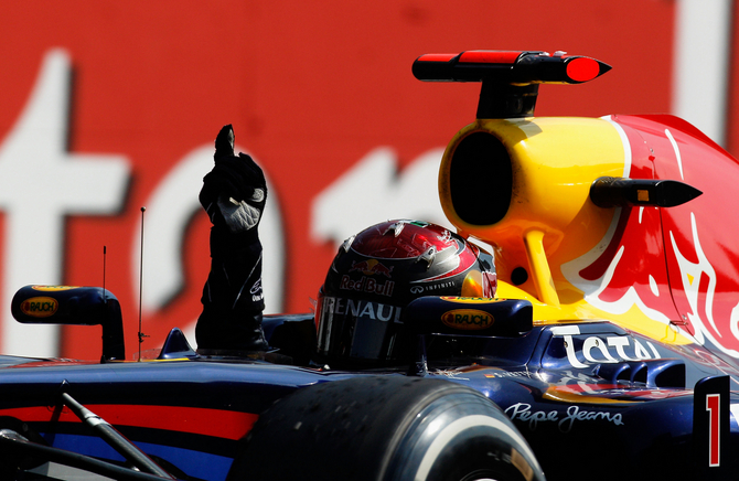 Vettel Wins and gets closer to a second title Vettel Wins and gets closer to a second title