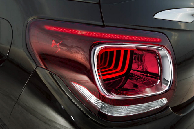 O requinte do DS3 agora na versão Cabriolet O requinte do DS3 agora na versão Cabriolet