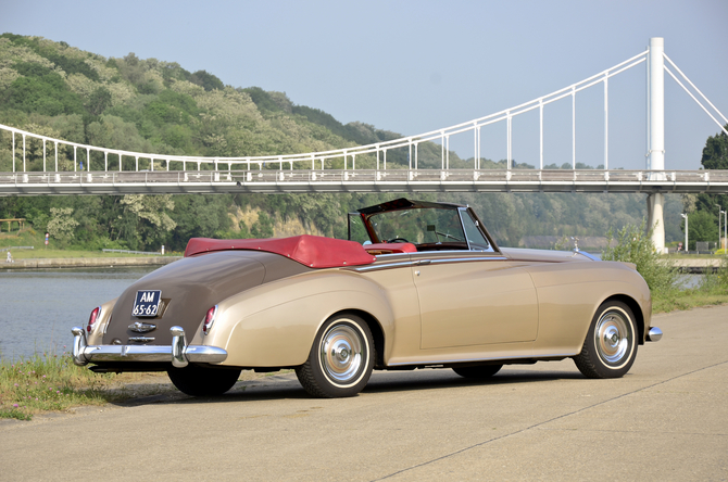 Rolls-Royce Silver Cloud II Drophead Coupé Rolls-Royce Silver Cloud II Drophead Coupé