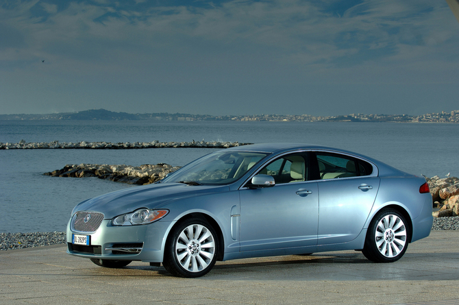Jaguar XF 3.0 V6 Premium Luxury Jaguar XF 3.0 V6 Premium Luxury