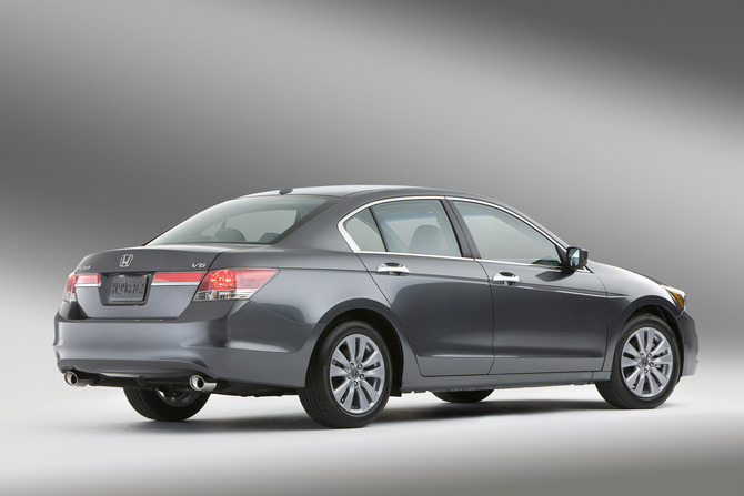 Honda Accord LX-P 5-Spd AT (USA) Honda Accord LX-P 5-Spd AT (USA)