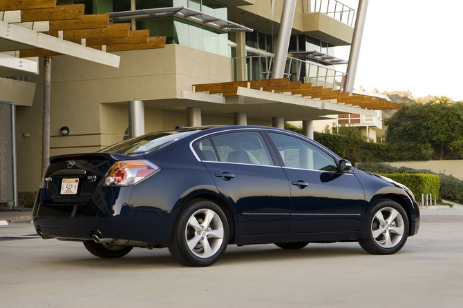 Nissan Altima 3.5 SE Nissan Altima 3.5 SE