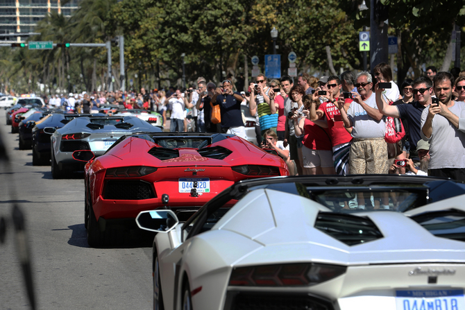 Lamborghini está a lançar o modelo nos Estados Unidos Lamborghini está a lançar o modelo nos Estados Unidos