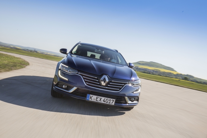Renault Talisman Sport Tourer Energy dCi Twin Turbo EDC Initiale Paris Renault Talisman Sport Tourer Energy dCi Twin Turbo EDC Initiale Paris