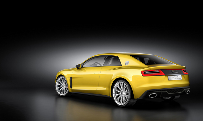 A potência vem de um motor V8 twin turbo combinado com um sistema híbrido A potência vem de um motor V8 twin turbo combinado com um sistema híbrido