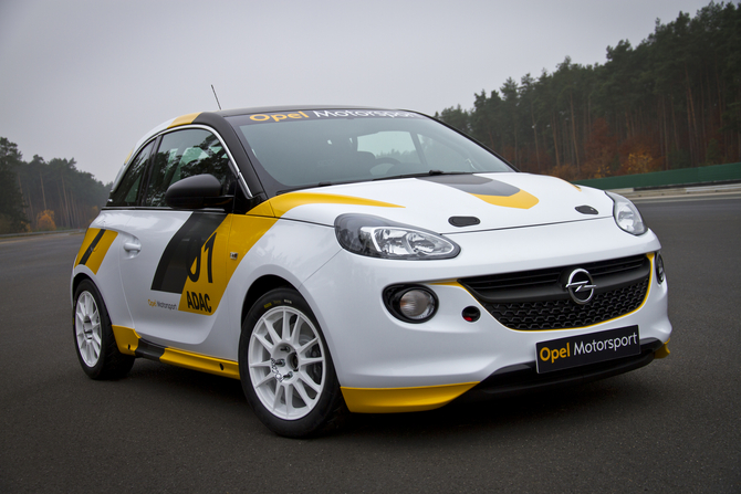 und einem auf Deutschland konzentrierten Rundstreckenprogramm mit dem neuen Astra OPC. und einem auf Deutschland konzentrierten Rundstreckenprogramm mit dem neuen Astra OPC.