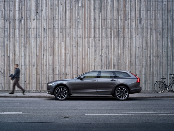 Volvo V90 Cross Country T6 AWD Volvo V90 Cross Country T6 AWD