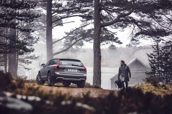Volvo V90 Cross Country T6 AWD Volvo V90 Cross Country T6 AWD
