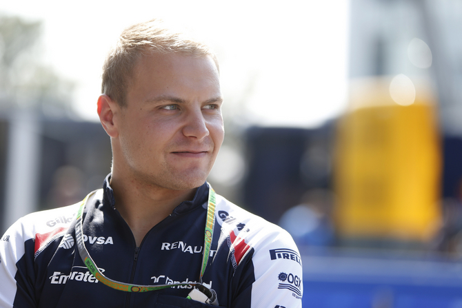 Bottas war Formula Renault 2.0 Champion in Europa und Nordeuropa in 2008, Formel-3-Meister 2009 und 2010 und GP3-Champion im Jahr 2011. Bottas war Formula Renault 2.0 Champion in Europa und Nordeuropa in 2008, Formel-3-Meister 2009 und 2010 und GP3-Champion im Jahr 2011.