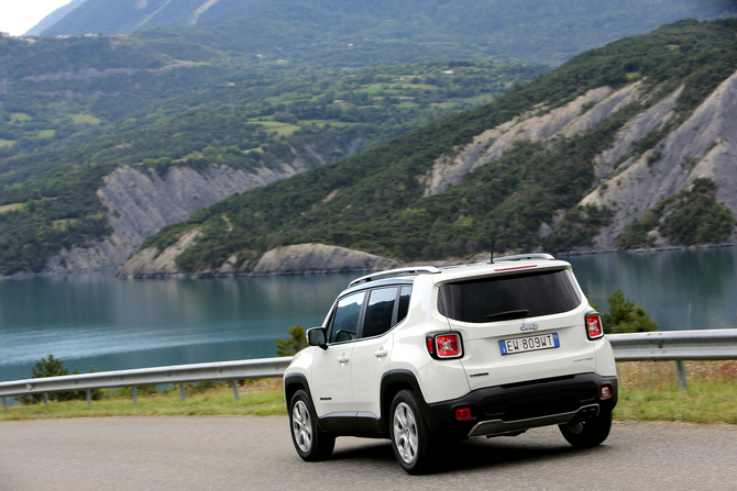 Jeep Renegade 2.0 MJD AWD MTX Limited Jeep Renegade 2.0 MJD AWD MTX Limited