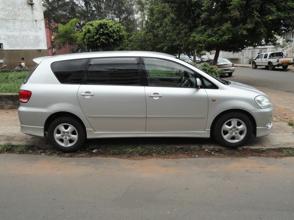 Toyota Ipsum 240i Limited 4WD Toyota Ipsum 240i Limited 4WD