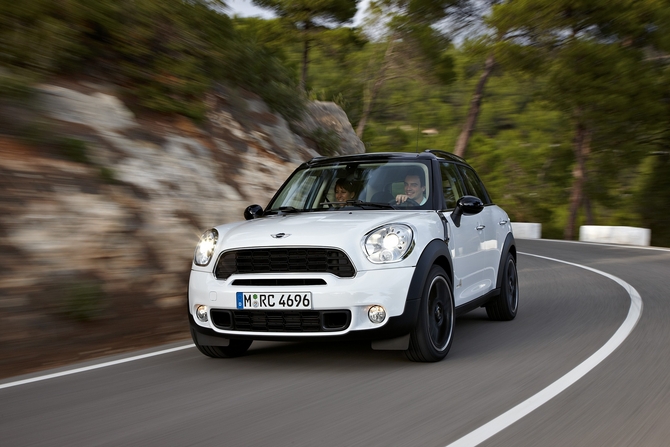 MINI (BMW) One D Countryman MINI (BMW) One D Countryman