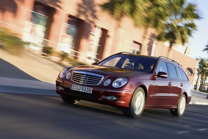 Mercedes-Benz E 320 CDI Estate Mercedes-Benz E 320 CDI Estate