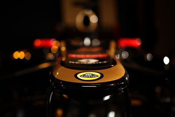 Lotus F1 Team Reveals E20, Also Uses Step-Down Nost Lotus F1 Team Reveals E20, Also Uses Step-Down Nost